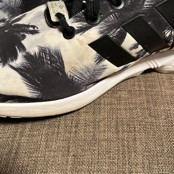 Adidas Torsion Palm Trees Men's Black and White Sneakers size 10 - Picture 8 of 11